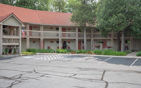 Ridges Inn & Suites